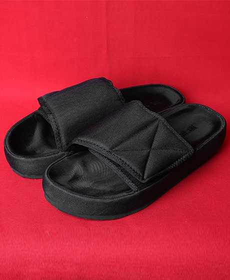 A-8356<br>YEZ st. VELCRO SLIPPERS<br>YEZ st. 벨크로 슬리퍼<br>Color : 1 color<br>Heel height : 4cm