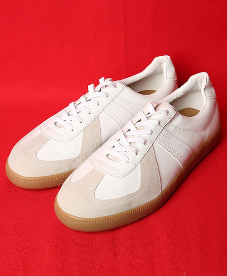 A-8349<br>GERMAN ARMY SNEAKERS<br>독일군 스니커즈<br>Color : 1 color<br>Heel height : 3cm