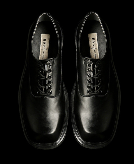 A-10109<br>핸드메이드 사각더비<br>Color : 1 color<br>Material : synthetic leather/cowhide