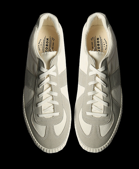 A-10844<br>뉴 데일리 독일군 스니커즈<br>Color : 1 color<br>Material : suede/cowhide