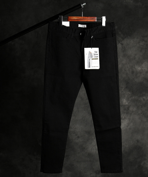 P-9716<br>black denim pants
