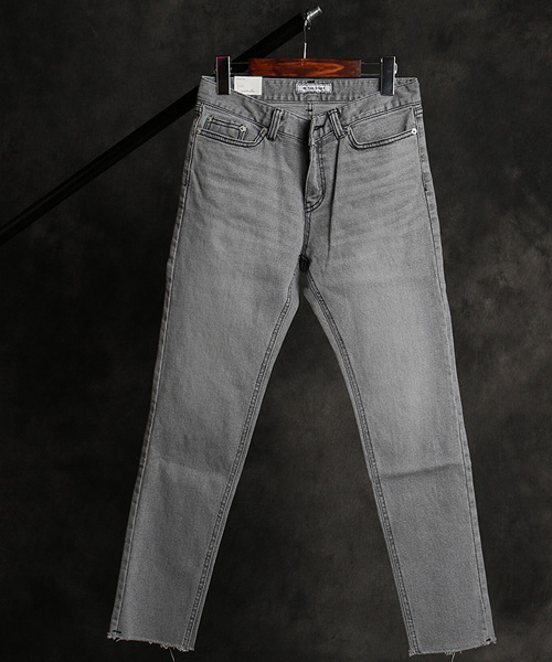 P-12611<br>gray denim pants