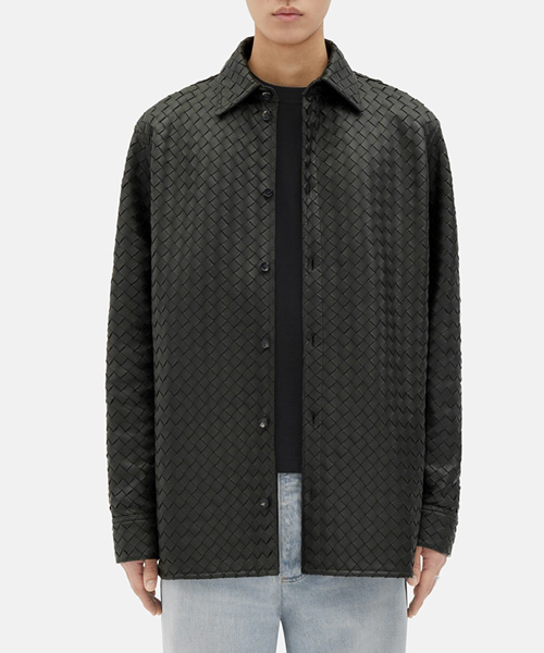 JK-22785<br><b>BOTTEGA VENETA</b><br>인트레치아토 릴렉스 가죽 셔츠</b><br>[매장가-1300만원대]