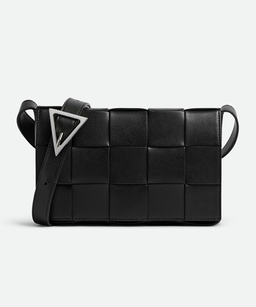 A-38583<br><b>BOTTEGA VENETA</b><br>보테가베네타 카세트 백</b><br>[매장가-300만원대]