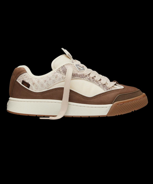 A-38396<br><b>DIOR x CACTUS JACK</b><br>B713 스니커즈</b><br>[매장가-1000만원대]