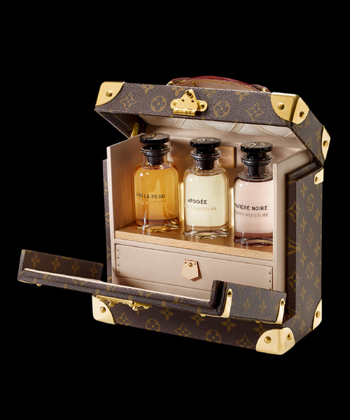 A-38533<br><b>LOUIS VUITTON</b><br>플라코니에</b><br>[매장가-700만원대]