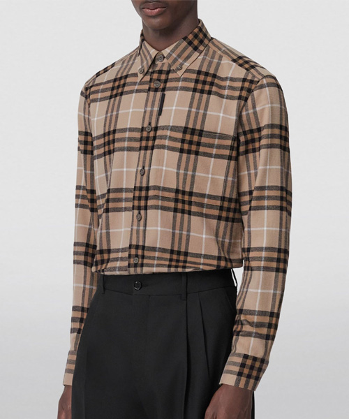 S-4853<br><b>BURBERRY</b><br>체크 플란넬 셔츠</b><br>[매장가-100만원대]