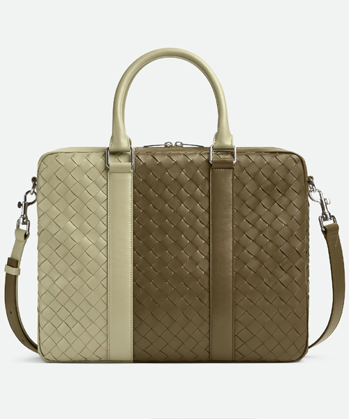 A-38777<br><b>BOTTEGA VENETA</b><br>인트레치아토 브리프케이스</b><br>[매장가-500만원대]