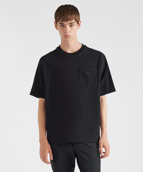 T-29246<br><b>PRADA</b><br>삼각 로고 패치 코튼 티셔츠</b><br>[매장가-90만원대]