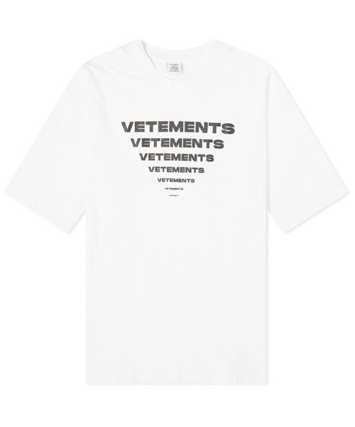 T-29238<br><b>VETEMENTS</b><br>멀티 로고 프린팅 티셔츠</b><br>[매장가-100만원대]