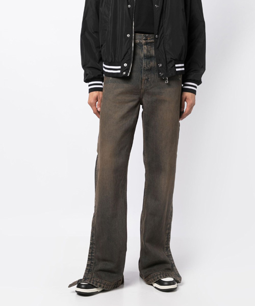 P-15334<br><b>AMIRI</b><br>사이드 슬릿 와이드 진</b><br>[매장가-150만원대]