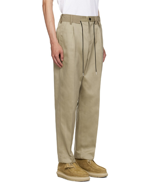 P-15344<br><b>SACAI</b><br>베이지 드로우스트링 슬랙스</b><br>[매장가-100만원대]