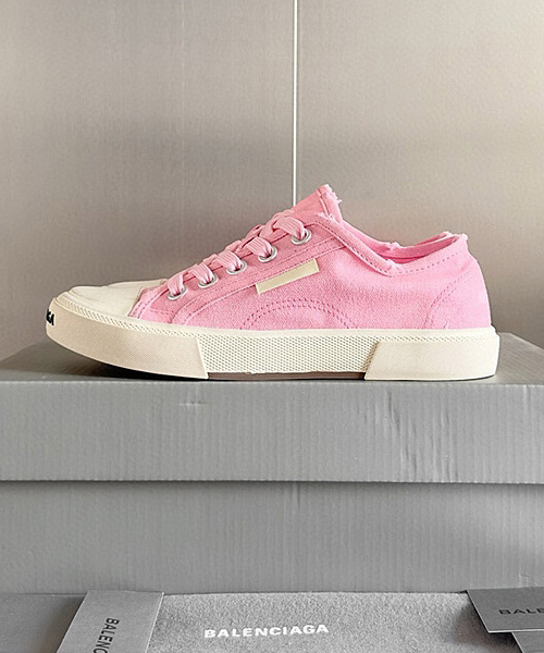 A-39009<br><b>BALENCIAGA</b><br>파리 로우탑 스니커즈</b><br>[매장가-100만원대]