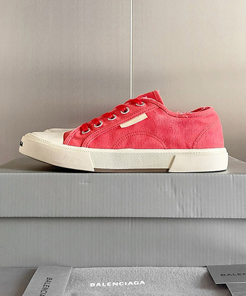 A-39007<br><b>BALENCIAGA</b><br>파리 로우탑 스니커즈</b><br>[매장가-100만원대]