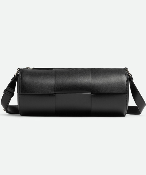 A-39291<br><b>BOTTEGA VENETA</b><br>미디엄 카세트</b><br>[매장가-300만원대]