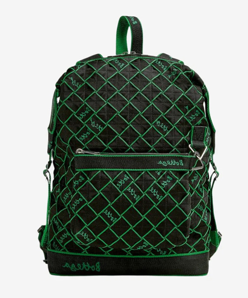 A-38850<br><b>BOTTEGA VENETA</b><br>리버스 로고 라이트 위빙 백팩</b><br>[매장가-400만원대]