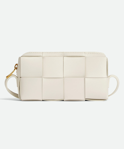 A-39601<br><b>BOTTEGA VENETA</b><br>카세트 미니 크로스바디 백</b><br>[매장가-200만원대]
