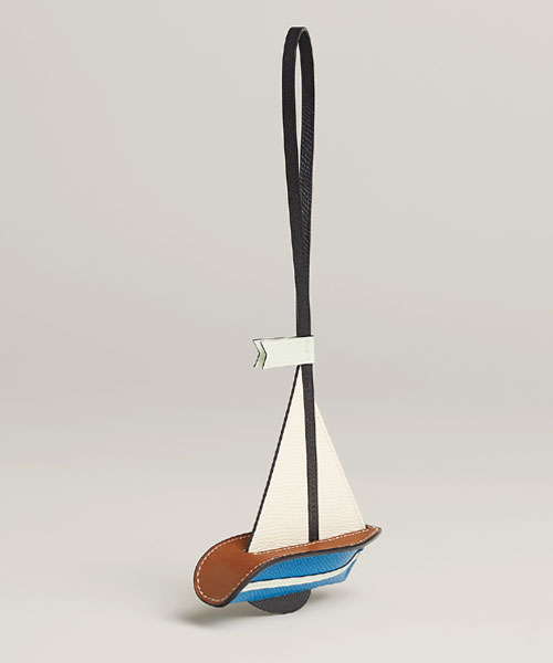 A-39727<br><b>HERMES</b><br>SAIL 24 CHARM</b><br>[매장가-200만원대]