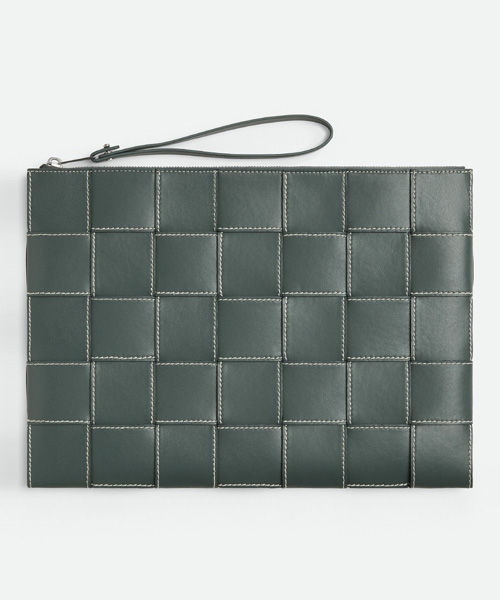 A-39446<br><b>BOTTEGA VENETA</b><br>라지 카세트 파우치</b><br>[매장가-300만원대]
