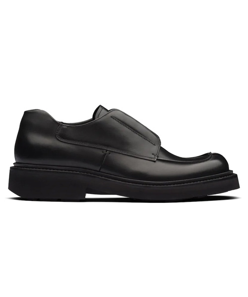 A-39918<br><b>PRADA</b><br>가죽 레이스 업 더비 슈즈</b><br>[매장가-150만원대]