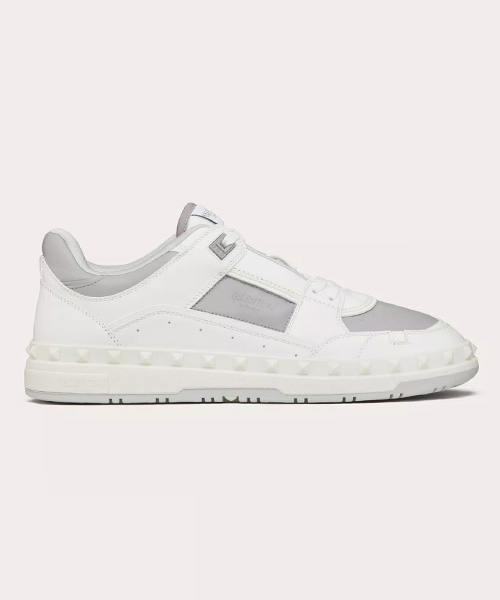 A-39920<br><b>VALENTINO</b><br>프리도트 송아지 가죽 로우탑 스니커즈</b><br>[매장가-100만원대]