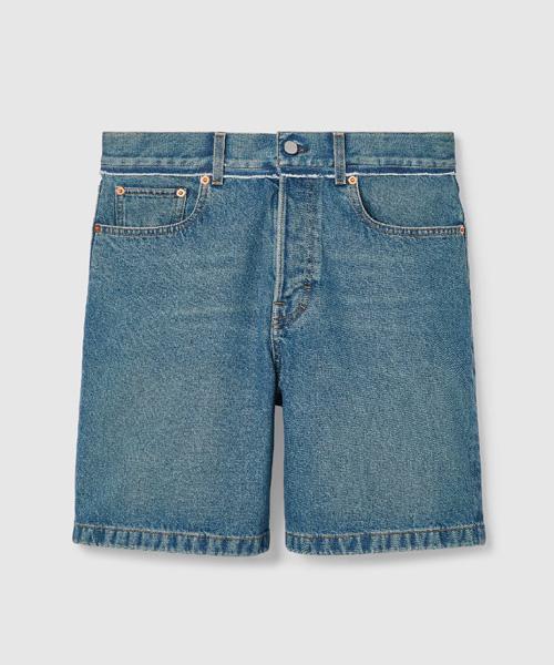 P-15623<br><b>GUCCI</b><br>라벨 디테일 데님 쇼츠</b><br>[매장가-130만원대]