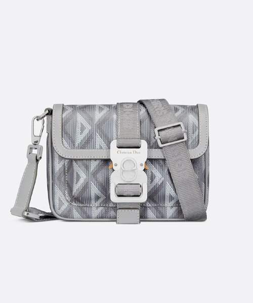A-39933<br><b>DIOR</b><br>HIT THE ROAD 미니 백</b><br>[매장가-270만원대]