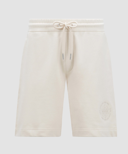 P-15704<br><b>MONCLER</b><br>로고 자수 버뮤다 쇼츠</b><br>[매장가-90만원대]