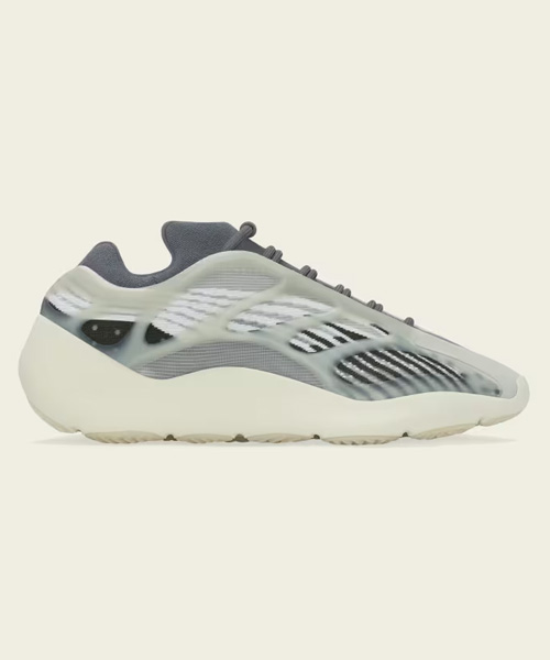 A-40591<br><b>YEEZY x ADIDAS</b><br>700 V3 스니커즈</b><br>[매장가-30만원대]