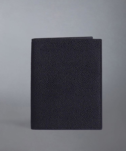A-40989<br><b>THOM BROWNE</b><br>페블 그레인 여권 지갑</b><br>[매장가-60만원대]