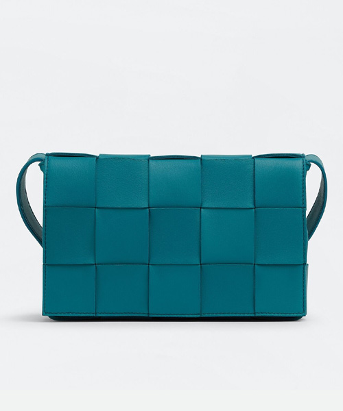 A-40888<br><b>BOTTEGA VENETA</b><br>카세트 백</b><br>[매장가-370만원대]