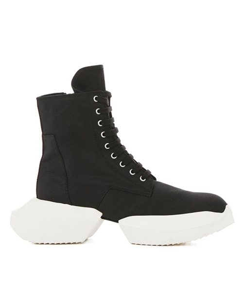A-40926<br><b>RICK OWENS</b><br>러너 부츠</b><br>[매장가-100만원대]