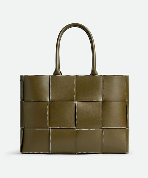 A-41470<br><b>BOTTEGA VENETA</b><br>미디엄 아르코 토트백</b><br>[매장가-500만원대]