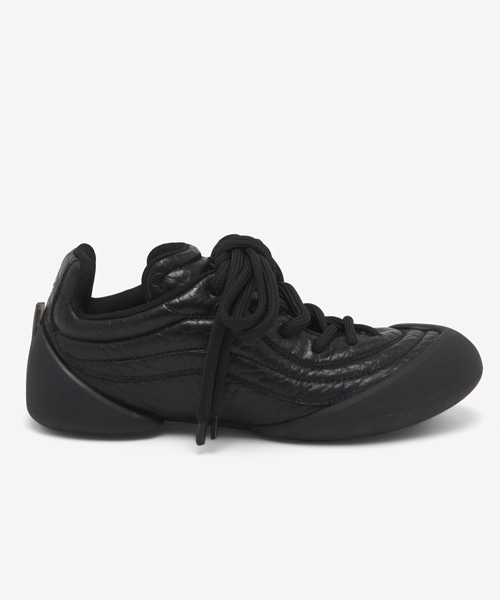 A-41487<br><b>ALEXANDER MCQUEEN</b><br>플렉션 스니커즈</b><br>[매장가-100만원대]