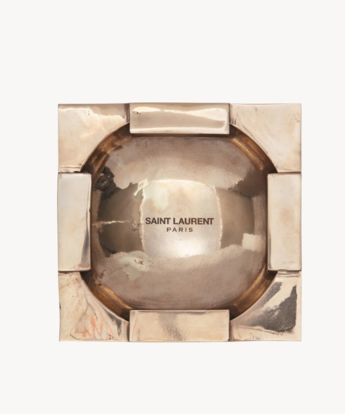 A-41189<br><b>SAINT LAURENT</b><br>로고 인그레이빙 핀 트레이</b><br>[매장가-290만원대]