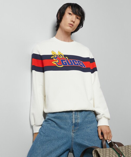 T-30299<br><b>GUCCI</b><br>불꽃 로고 프린트 코튼 스웨트셔츠</b><br>[매장가-160만원대]