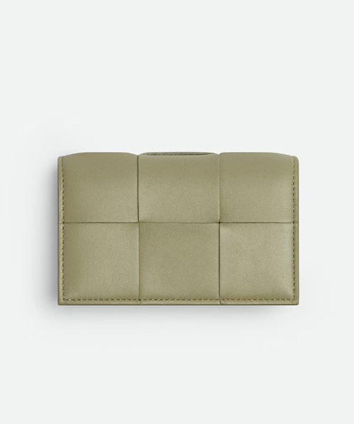 A-41624<br><b>BOTTEGA VENETA</b><br>카세트 비즈니스 카드 케이스</b><br>[매장가-60만원대]