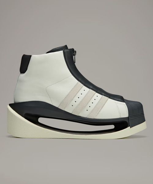 A-42064<br><b>Y-3</b><br>GENDO 프로 스니커즈</b><br>[매장가-100만원대]