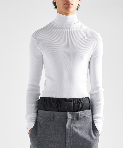 T-30528<br><b>PRADA</b><br>엠브로이더드 니트 폴로셔츠</b><br>[매장가-200만원대]