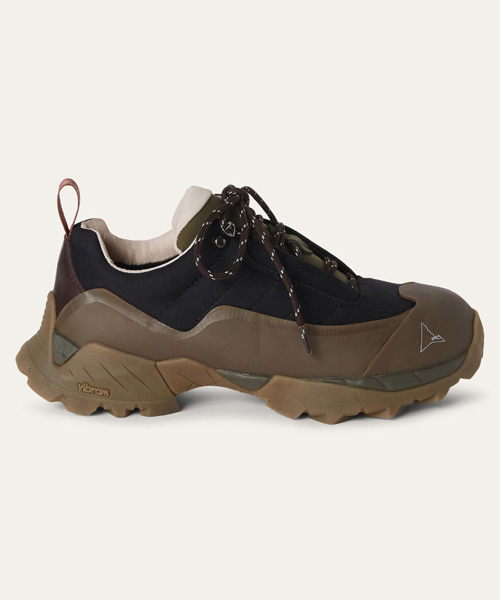 A-42004<br><b>LORO PIANA</b><br>카트리나 스니커즈</b><br>[매장가-200만원대]