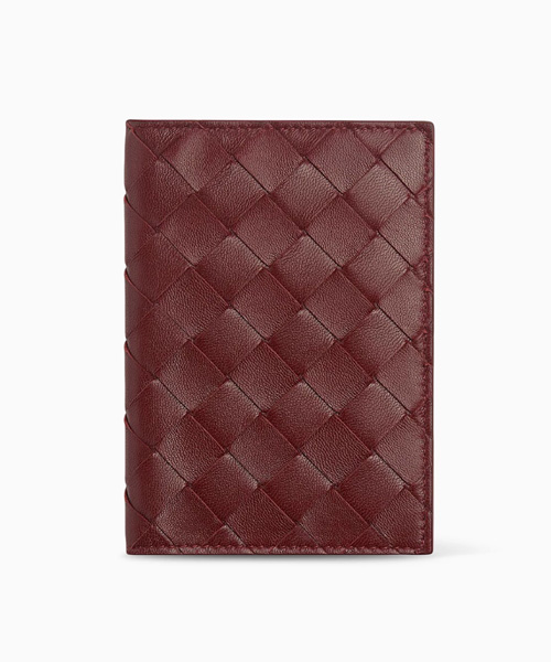 A-42142<br><b>BOTTEGA VENETA</b><br>인트레치아토 여권 케이스</b><br>[매장가-60만원대]