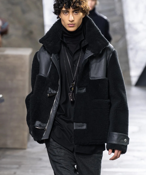 JK-23854<br><b>HERMES</b><br>가죽 싱글 버튼 숏 코트</b><br>[매장가-1000만원대]