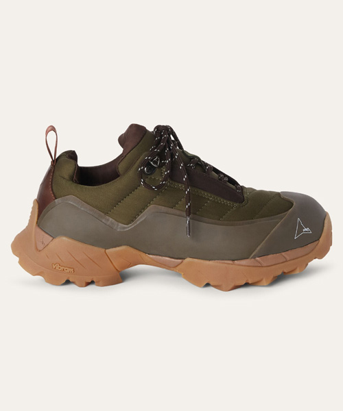 A-42005<br><b>LORO PIANA</b><br>카트리나 스니커즈</b><br>[매장가-200만원대]