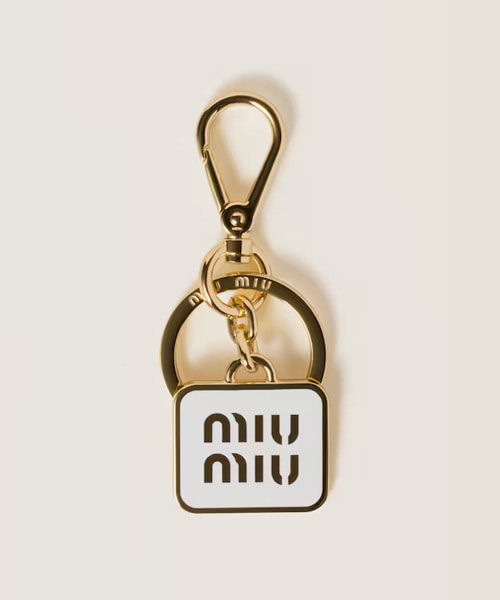 A-42068<br><b>MIU MIU</b><br>메탈 키체인</b><br>[매장가-40만원대]