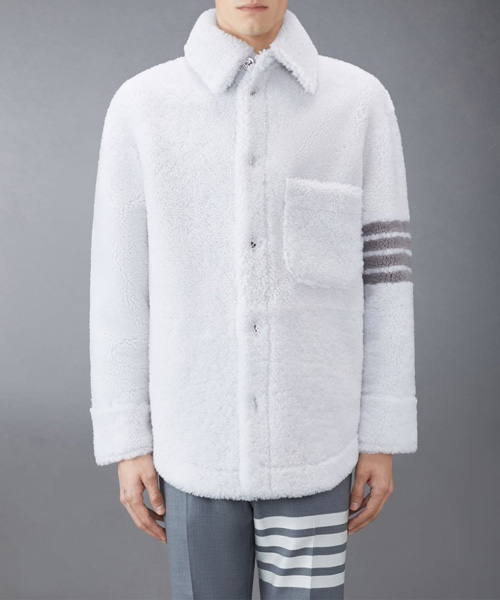 JK-24162<br><b>THOM BROWNE</b><br>화이트 다이드 시어링 4-바 오버사이즈 셔츠 재킷</b><br>[매장가-700만원대]
