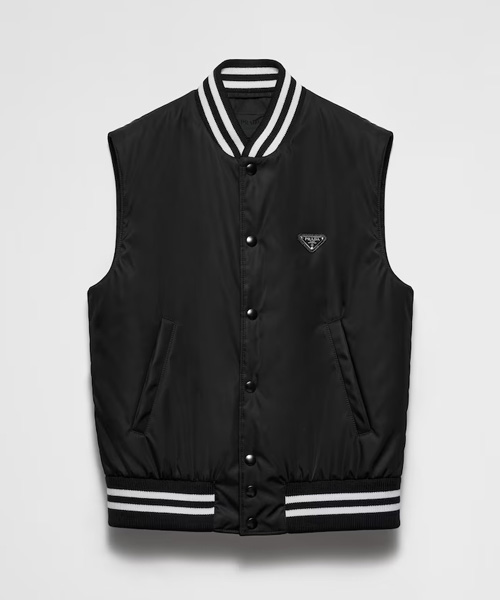 JK-24303<br><b>PRADA</b><br>리나일론 퍼퍼 베스트</b><br>[매장가-350만원대]