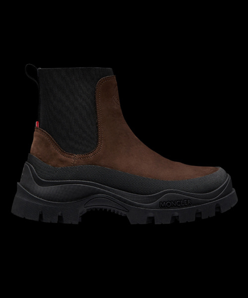 A-42444<br><b>MONCLER</b><br>스웨이드 가죽 첼시 부츠</b><br>[매장가-100만원대]