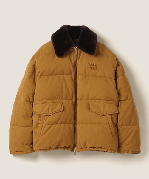 JK-24180<br><b>MIU MIU</b><br>개버딘 다운 자켓 오커</b><br>[매장가-660만원대]