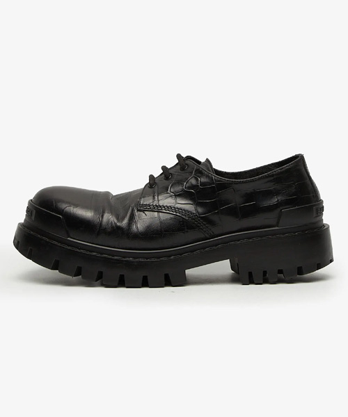 A-42933<br><b>BALENCIAGA</b><br>스트라이크 크록 엠보싱 가죽 더비</b><br>[매장가-80만원대]