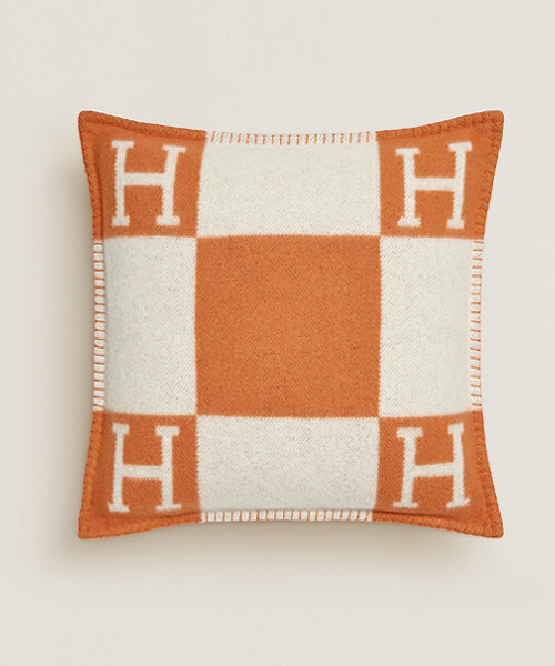 A-42557<br><b>HERMES</b><br>아발론 쿠션 스몰</b><br>[매장가-120만원대]